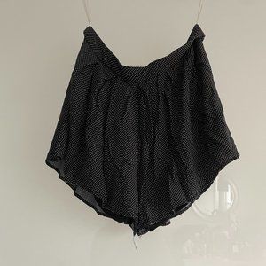 Loved, In Great Condition, Blush Polka Dot Shorts Size M